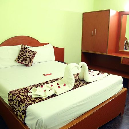 Hotel Vijay Pollachi Luaran gambar
