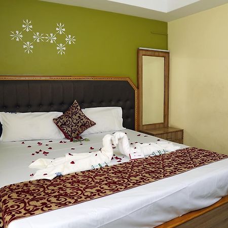 Hotel Vijay Pollachi Luaran gambar