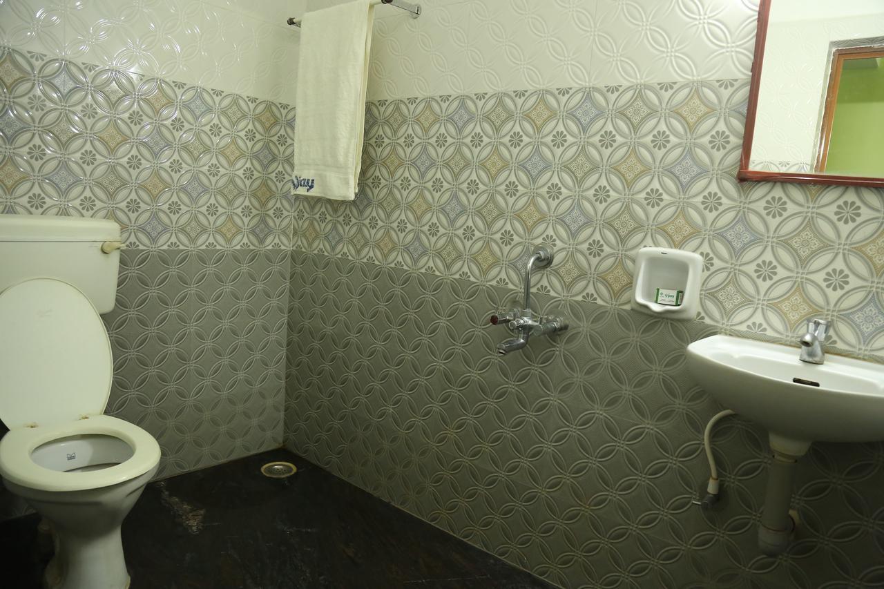 Hotel Vijay Pollachi Luaran gambar